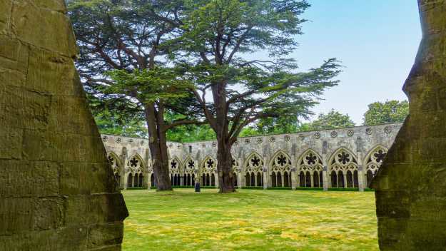 ausflug southampton kreuzfahrt kreuzgang kathedrale salisbury