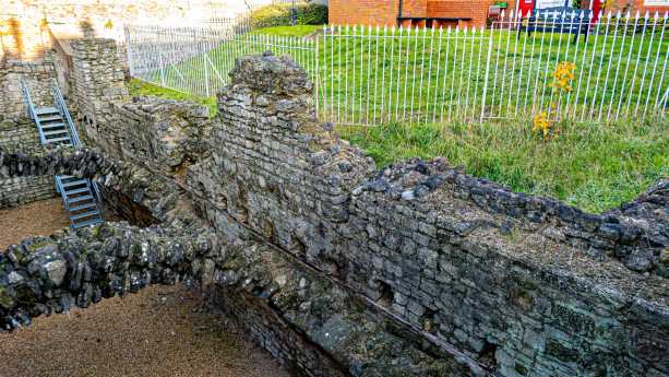 Ruinen der Burg von Southampton burg ausflug southampton kreuzfahrt