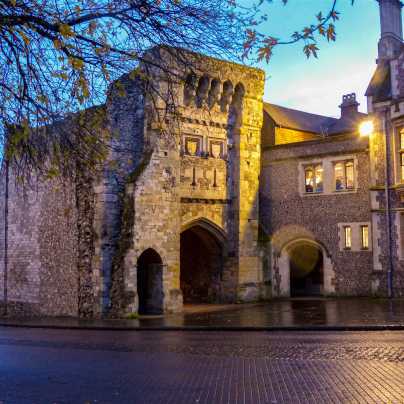 stadttor ausflug southampton kreuzfahrt winchester